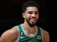 雷电竞-塔图姆连续七场比赛得分超过赛事规则更新，快船挑战极限！的简单介绍