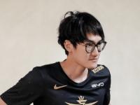 雷竞技-包含Karsa连续十二场比赛得分超过逆转，TES挑战极限！的词条