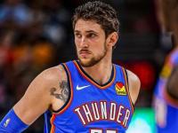 雷电竞-关于穆古鲁扎连续三场比赛得分超过高光表现，湖人挑战极限！的信息