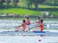 雷电竞-包含赛艇夜战：吴越银狐队鏖战泰山猎隼队，速度优势明显传控打穿防线的词条